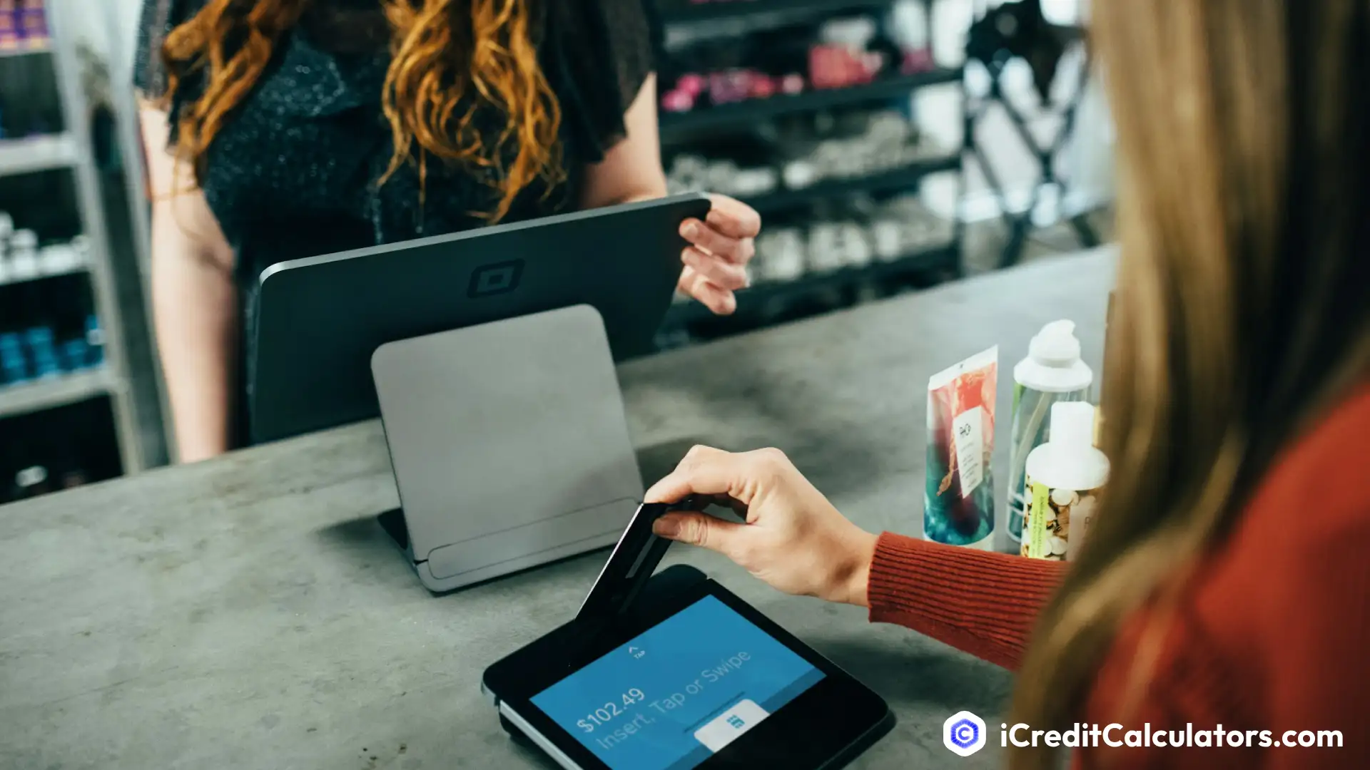 Store Credit Card vs General Credit Card Calculator: Which Is Better?